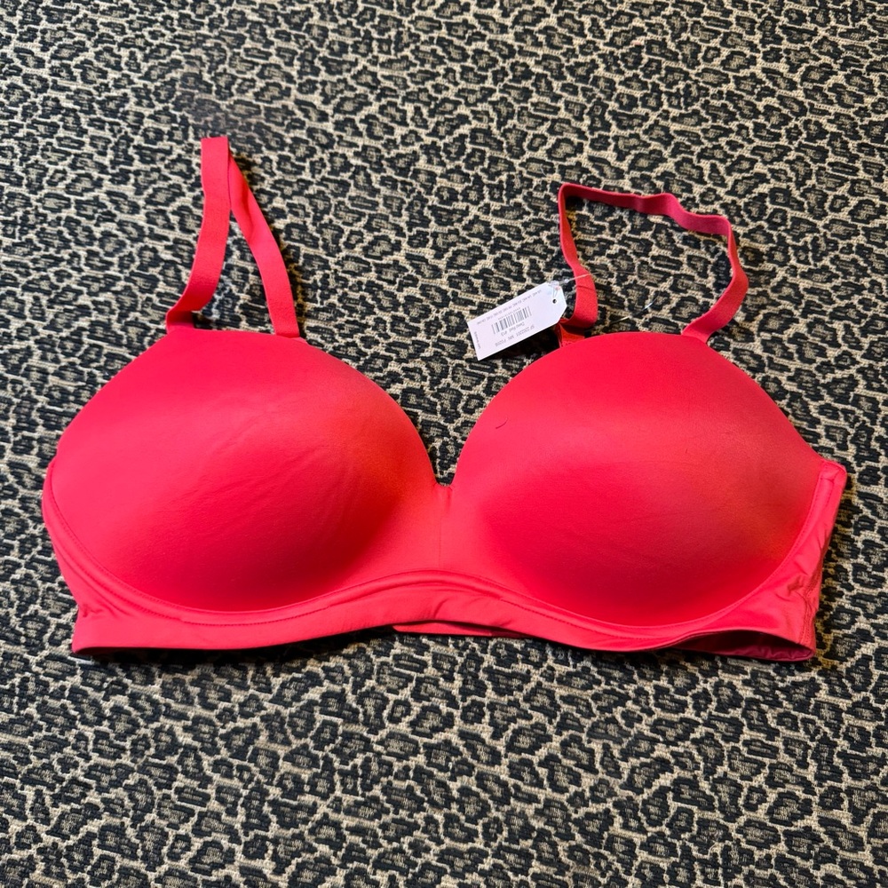 Dobreva Deep Red Convertible Strap Bra Size 40C
